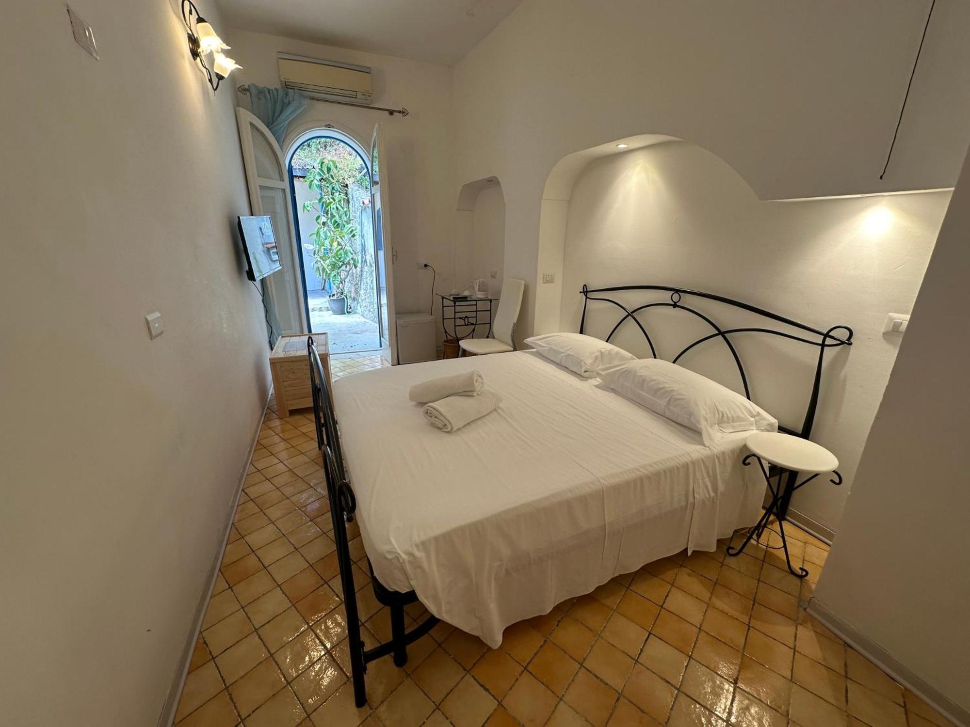 Rada Azzurra Hotel Амалфи Екстериор снимка