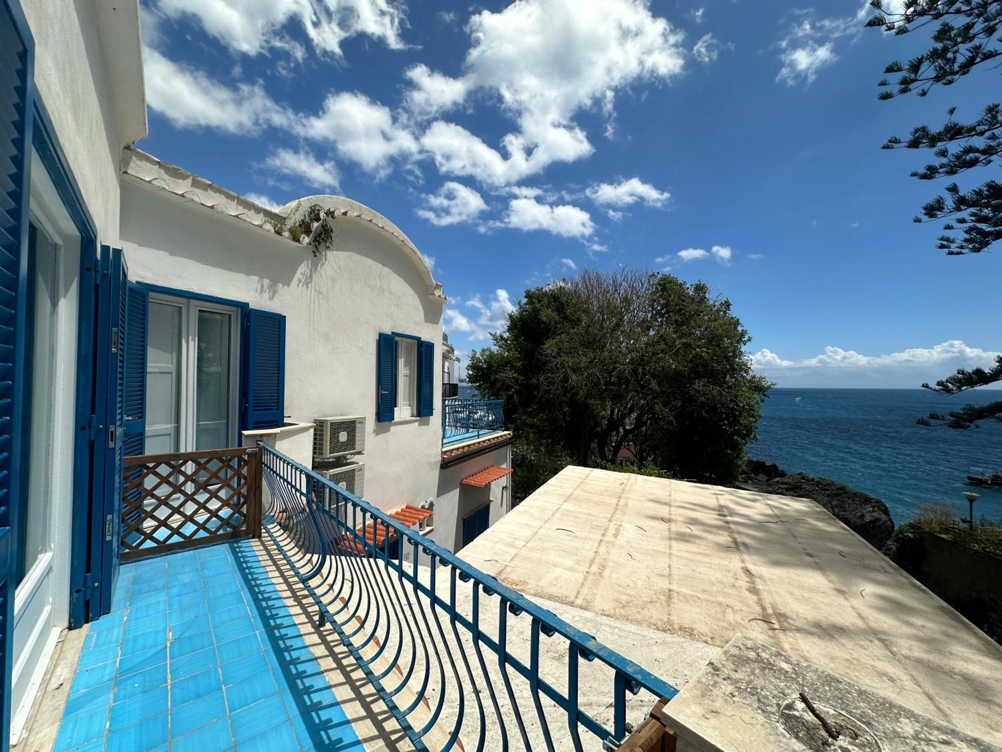 Rada Azzurra Hotel Амалфи Екстериор снимка